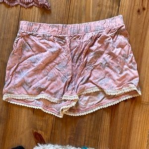 HOT GAL shorts